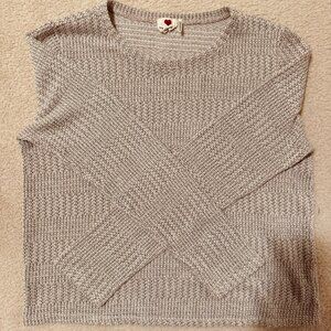 Grey lightweight knit tops in L